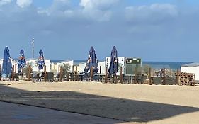 Appartement Rdc Avec 1 Chambre A 5 Metres A Pied De La Digue De La Panne